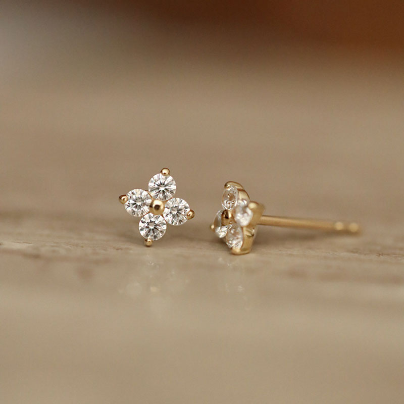 Elegant Floral Zircon Stud Earrings