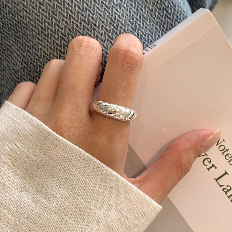 925 Sterling Silver Croissant Ring