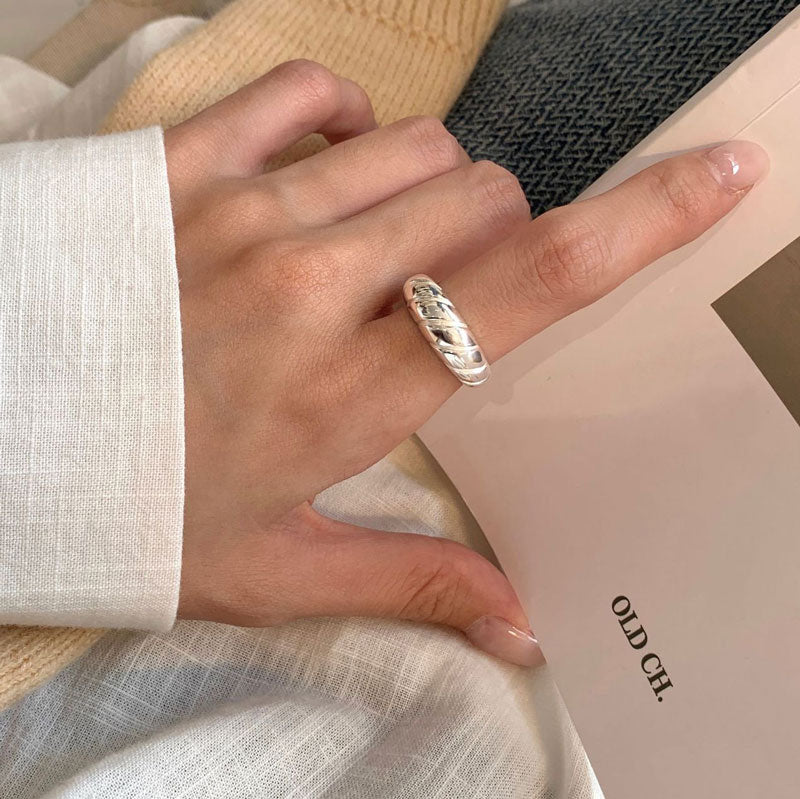 925 Sterling Silver Croissant Ring