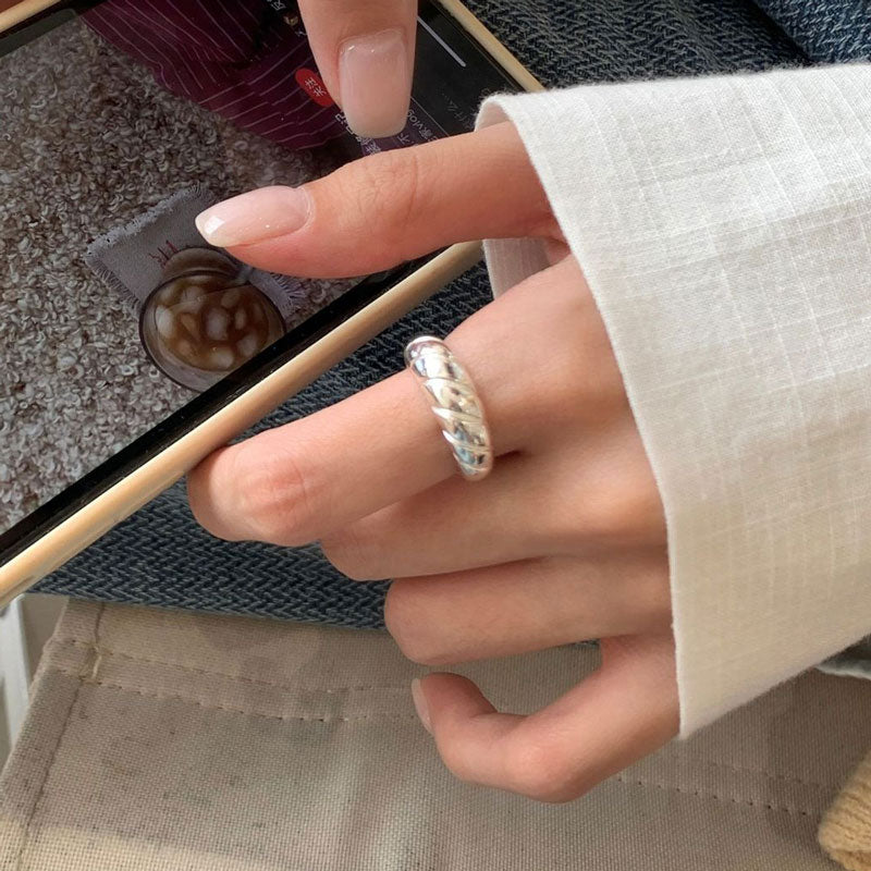 925 Sterling Silver Croissant Ring